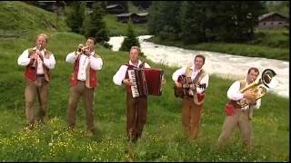 Austrian Folk Music  quotMei Muata und mei Votaquot  Goldried Quintett [upl. by Gareth]